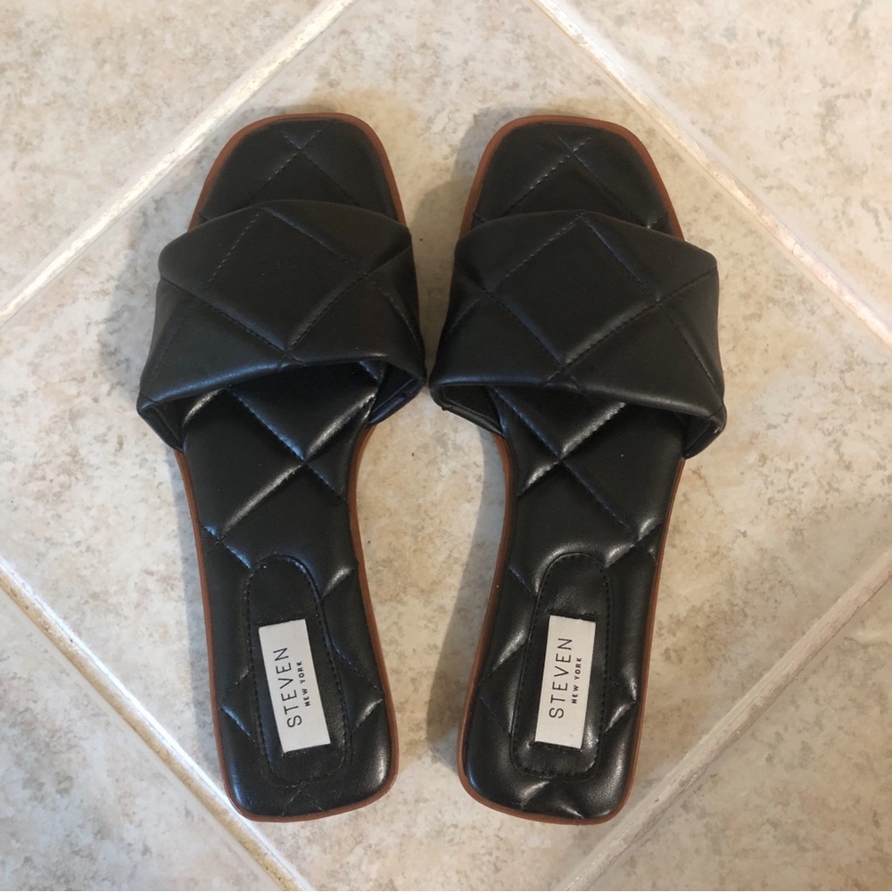 Steve Madden Sandals size 8
